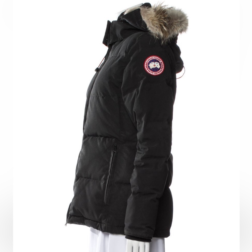 Short Canada Goose Jacket